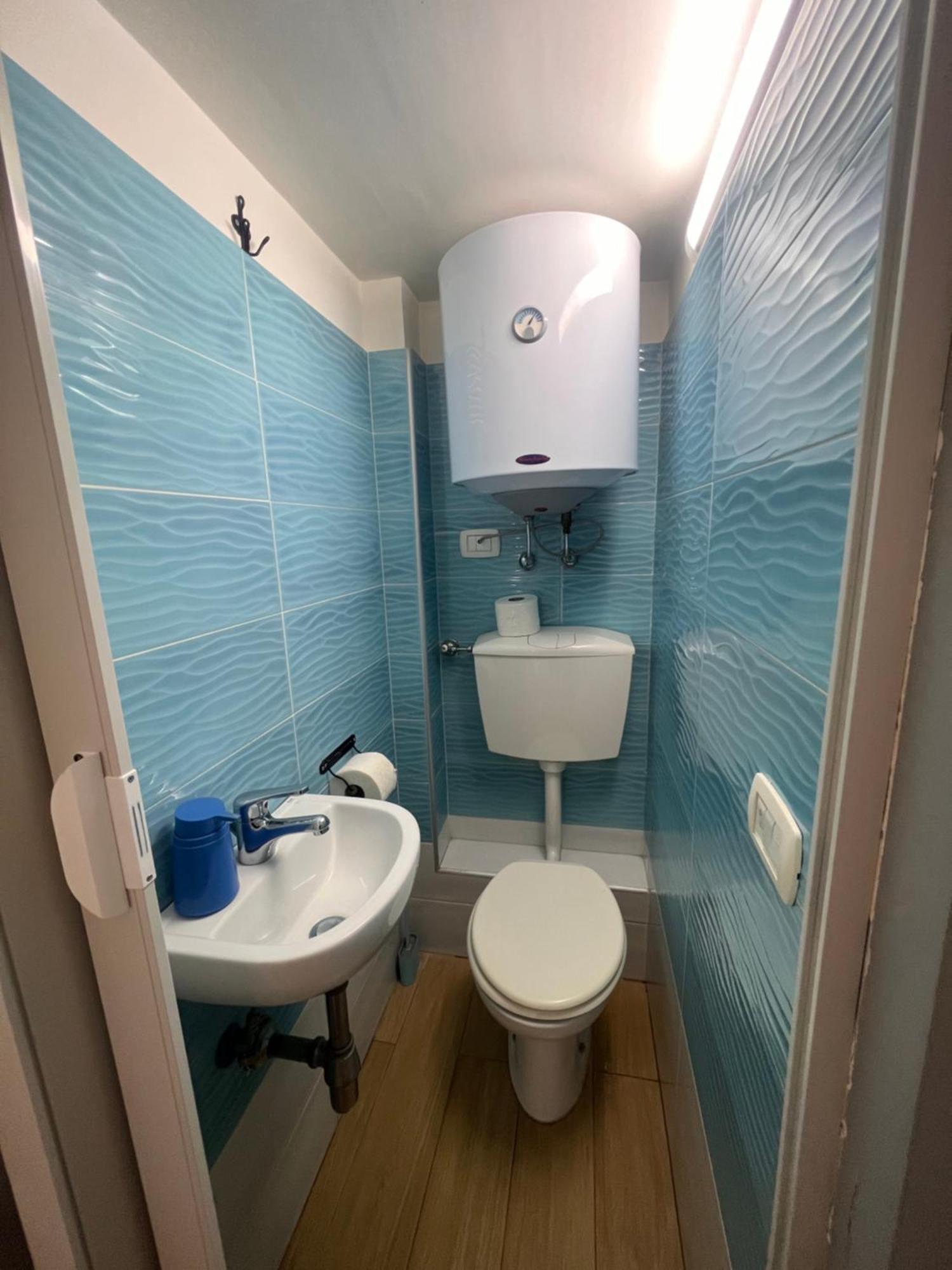 Casa Basile 15 Bed and Breakfast Νάπολη Εξωτερικό φωτογραφία