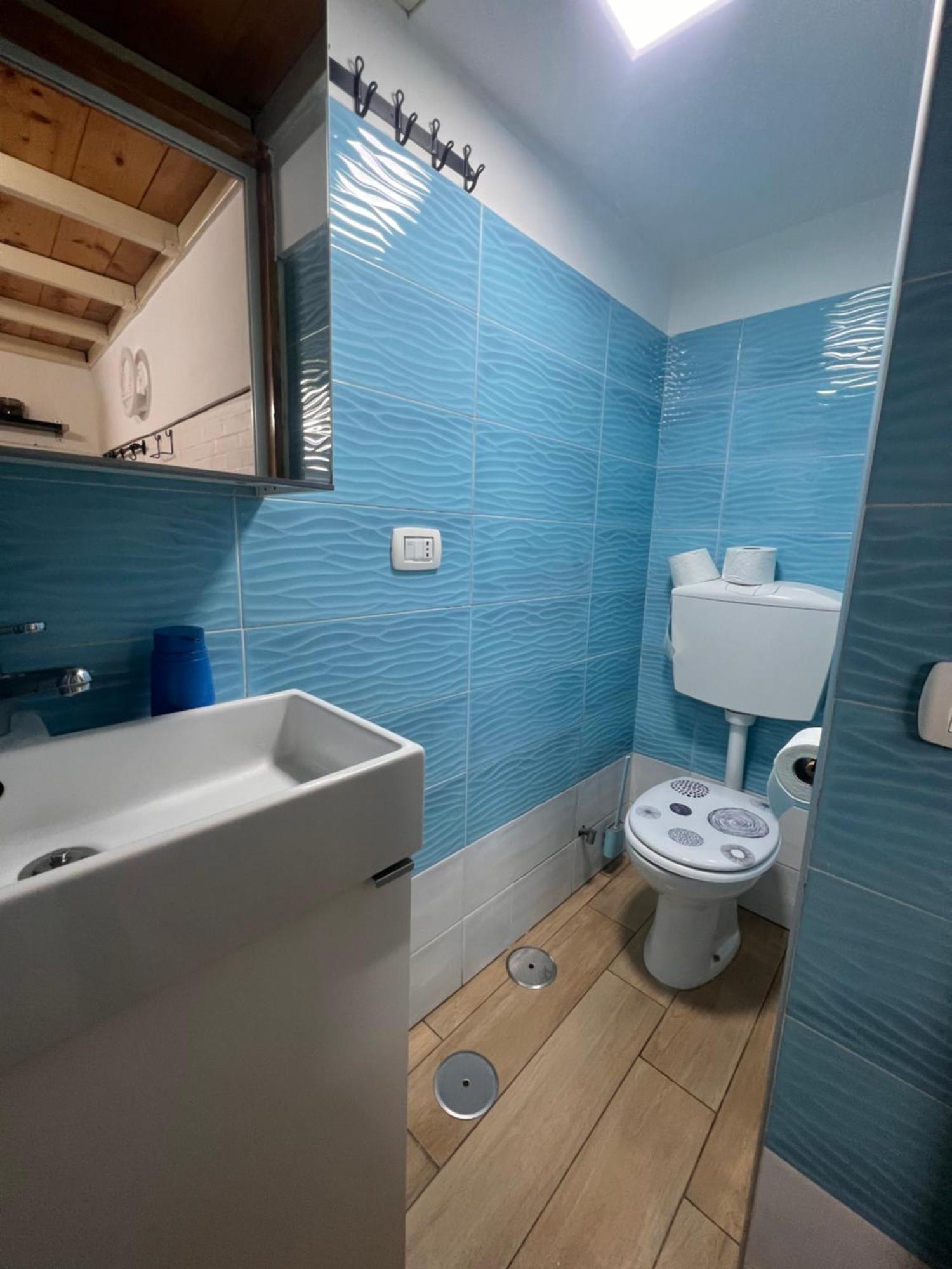 Casa Basile 15 Bed and Breakfast Νάπολη Εξωτερικό φωτογραφία